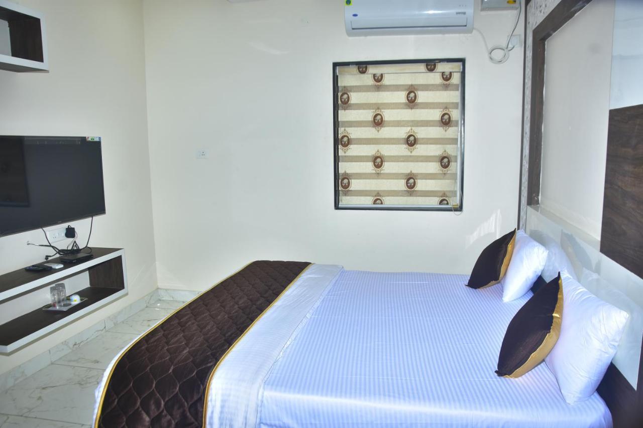 Pagadala Grand Residency Hotel Bapatla Exterior photo